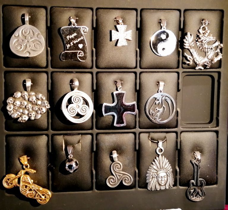 Pendentifs acier Boutique les 101 idées folles Langres 52200