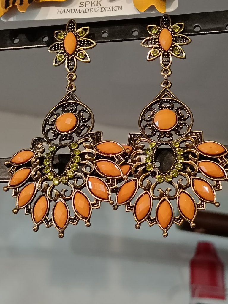 Boucles d'oreille métal orange style oriental- boutique les 101 idées folles Langres 52200