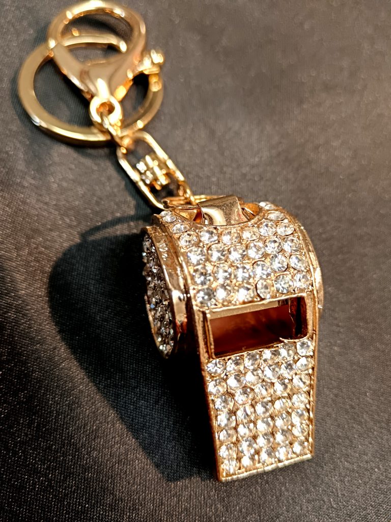 Porte clé sifflet en strass- Boutique les 101 idées folles- Langres 52200